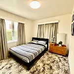 Private Rooms In Central Auckland